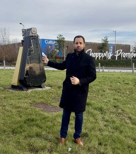 Lire la suite à propos de l’article Le tournesol solaire du rond-point d’Amiens nord
